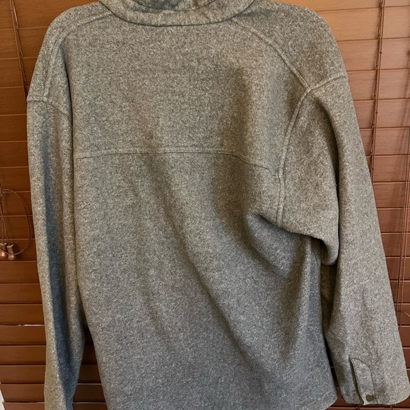 Basic Equipment pullover - Picture 1 of 3